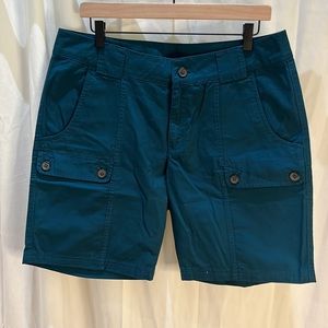 Woolrich Women's Blue-Green 100% Cotton Cargo Shorts Size 12